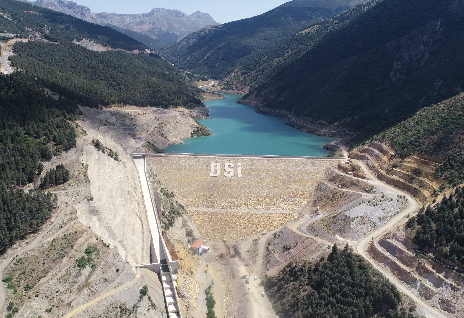 Afyonkarahisar’da muhteşem bir baraj