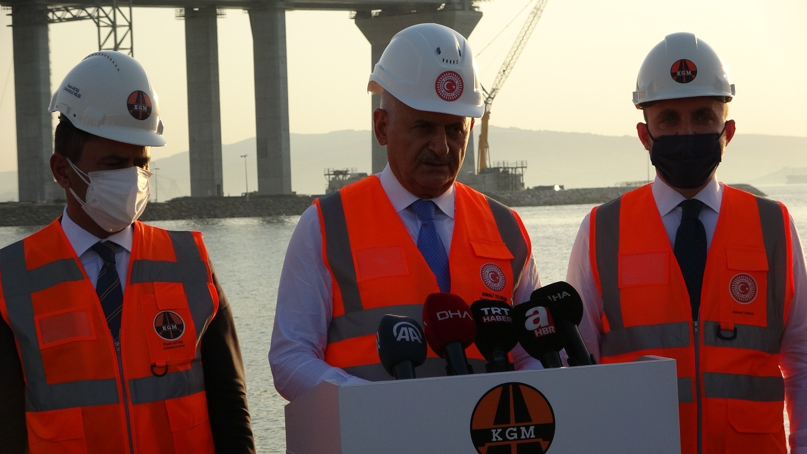 AK Parti Genel Başkanvekili Yıldırım: “Önümüzdeki 18 Mart törenlerinde inşallah köprümüzden geçiş, resmi açılış mümkün hale gelecek"