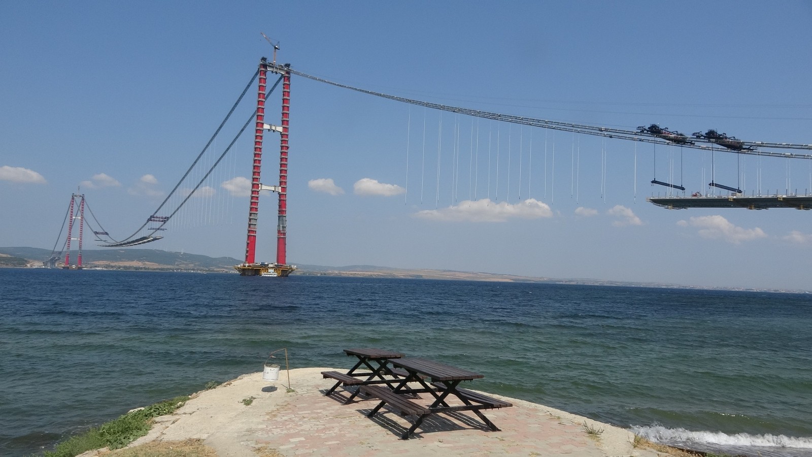 1915 Çanakkale Köprüsü’nün tabliye montajıyla yolları belirginleşmeye başladı