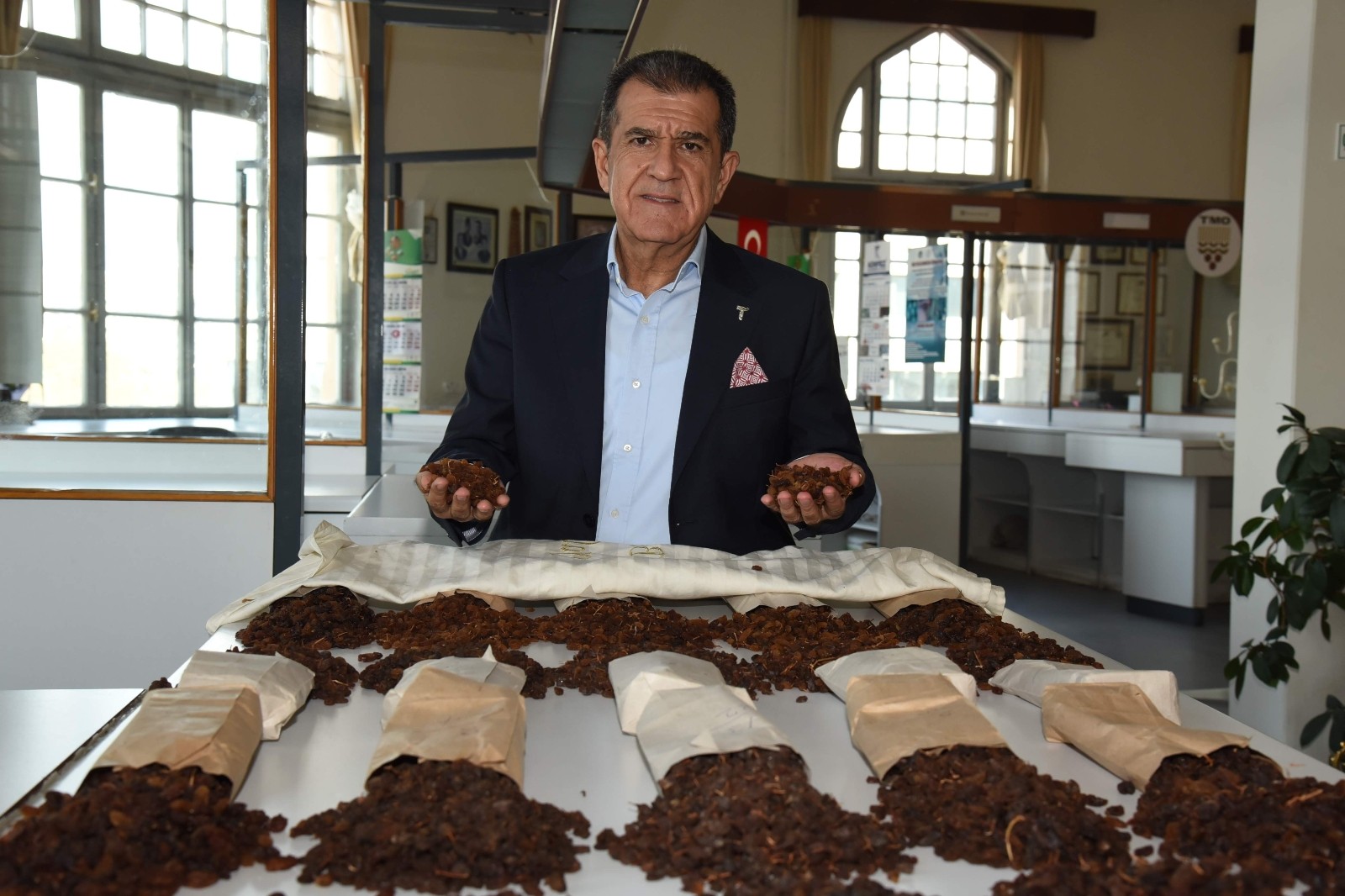 Çekirdeksiz kuru üzüm ihracatçısı önünü görmek istiyor