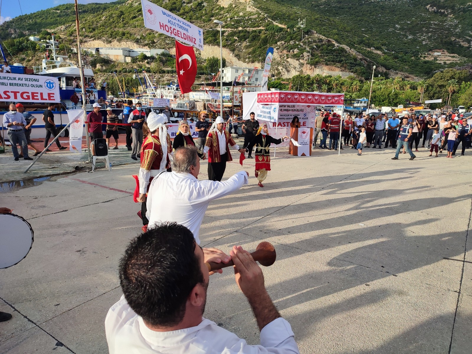 Hatay’da balık avı sezonu açıldı