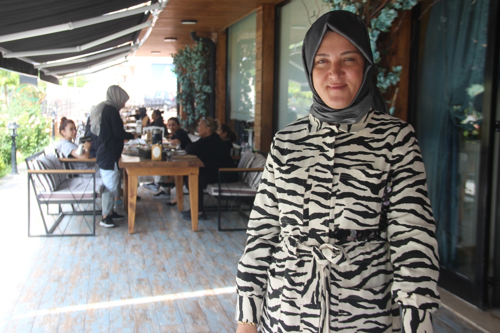 Organizasyonculuğu bırakıp kadınlara özel yer açtı