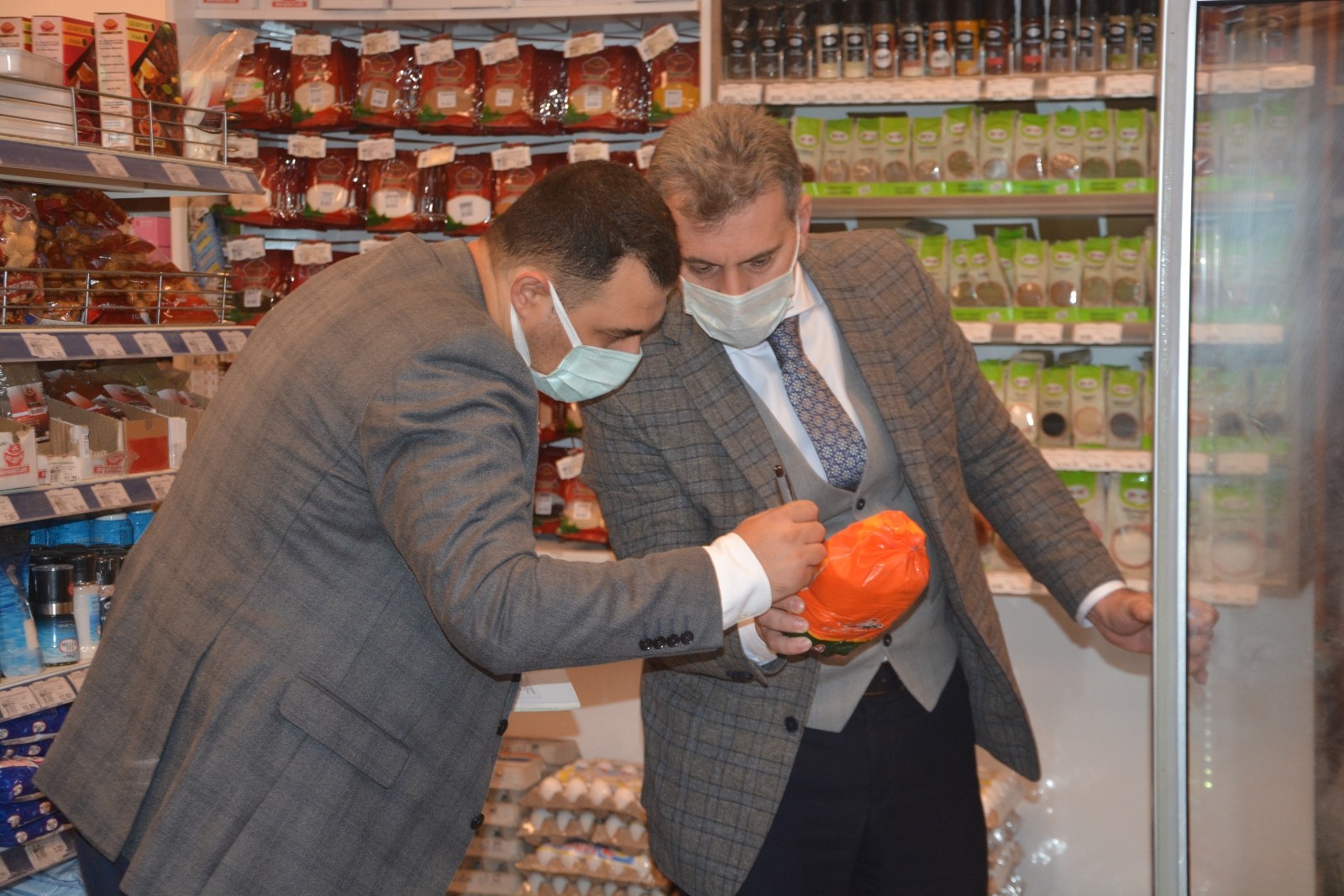 (Özel) Balıkesir’de marketlere şok denetim