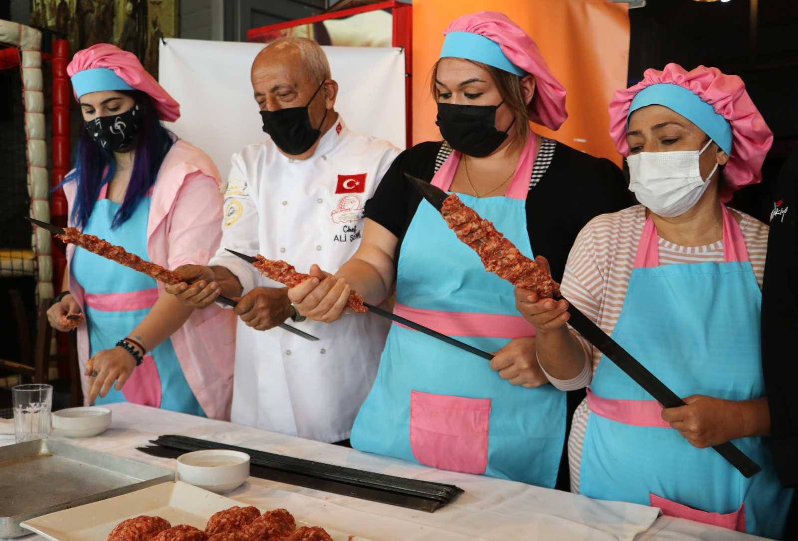 Kebabın başkentine kadın kebap ustaları geliyor