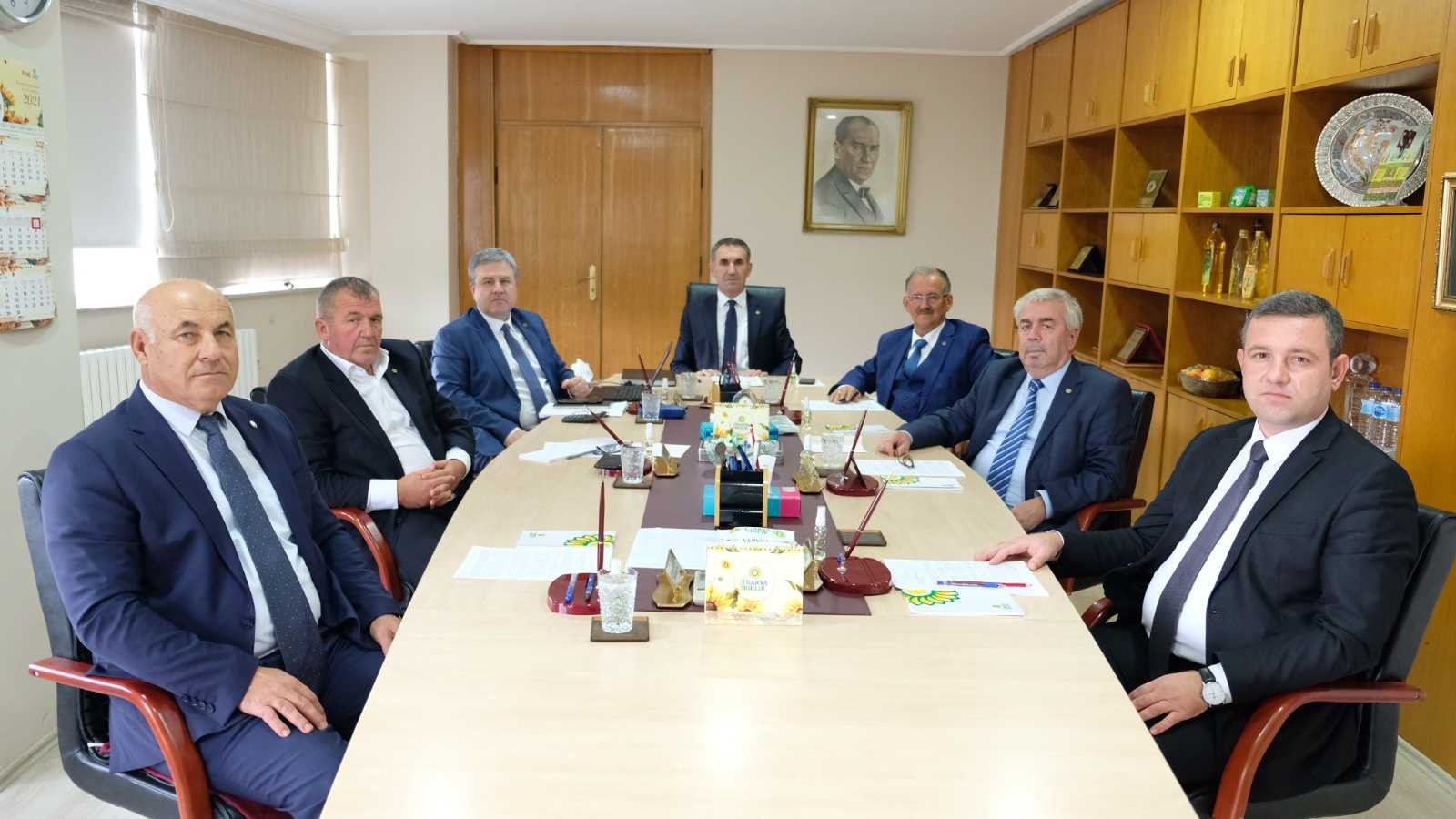 Trakya Birlik ayçiçeği önalım fiyatını arttırdı