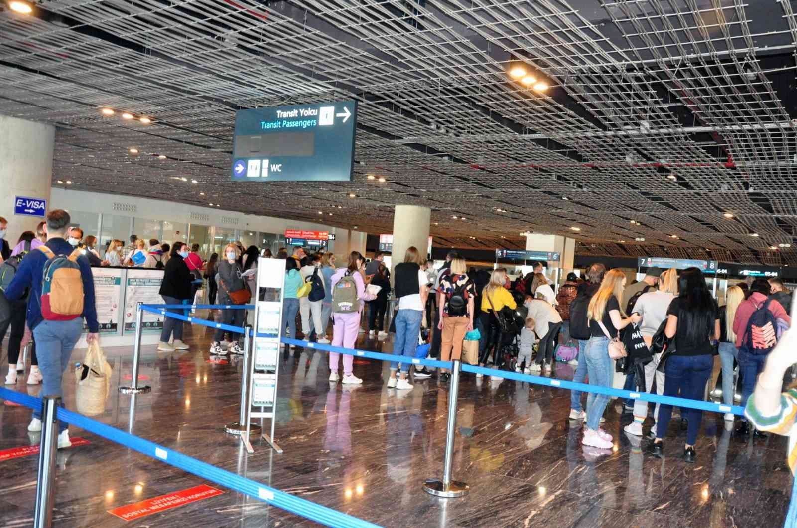 Muğla 9 ayda 908 bin yabancı turist ağırladı