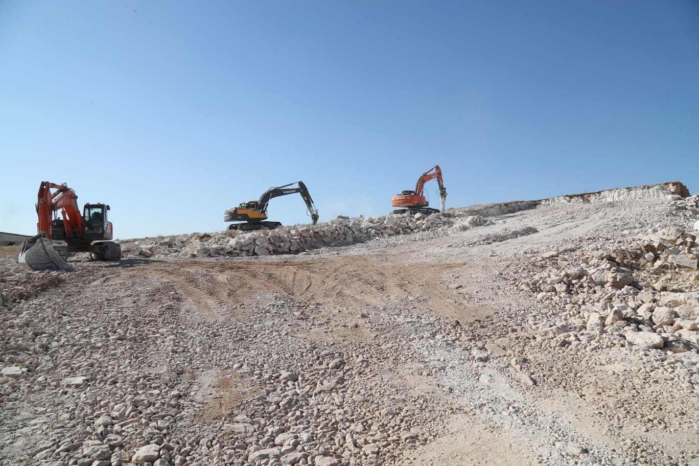 Şanlıurfa’da işsiz gençler için ayakkabı fabrikası kuruluyor