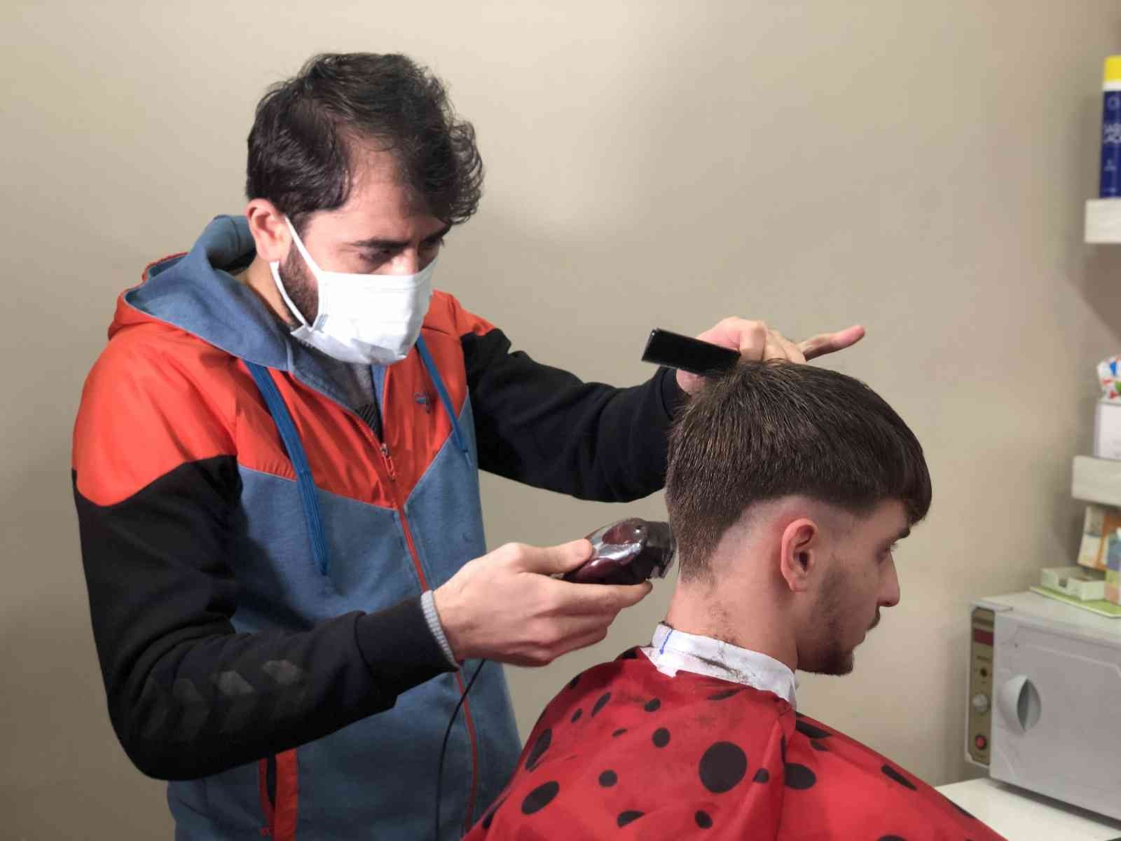 Berberlerde çırak yetişmiyor