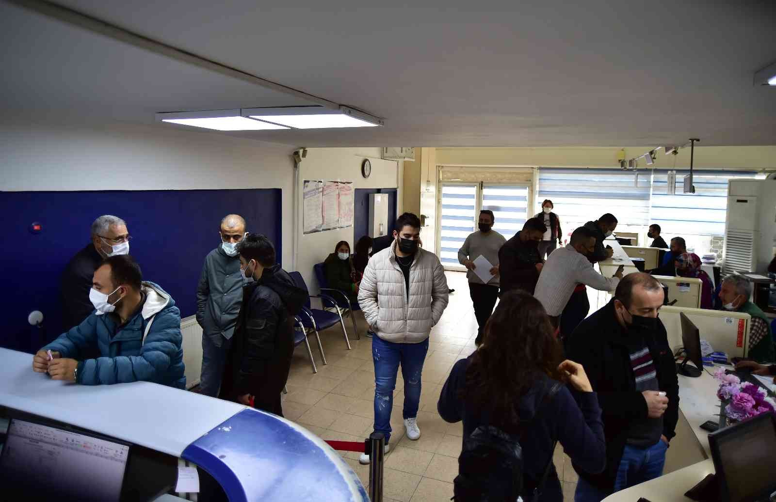 İkinci el araç devir işlemleri noterliklerde yoğunluk oluşturdu