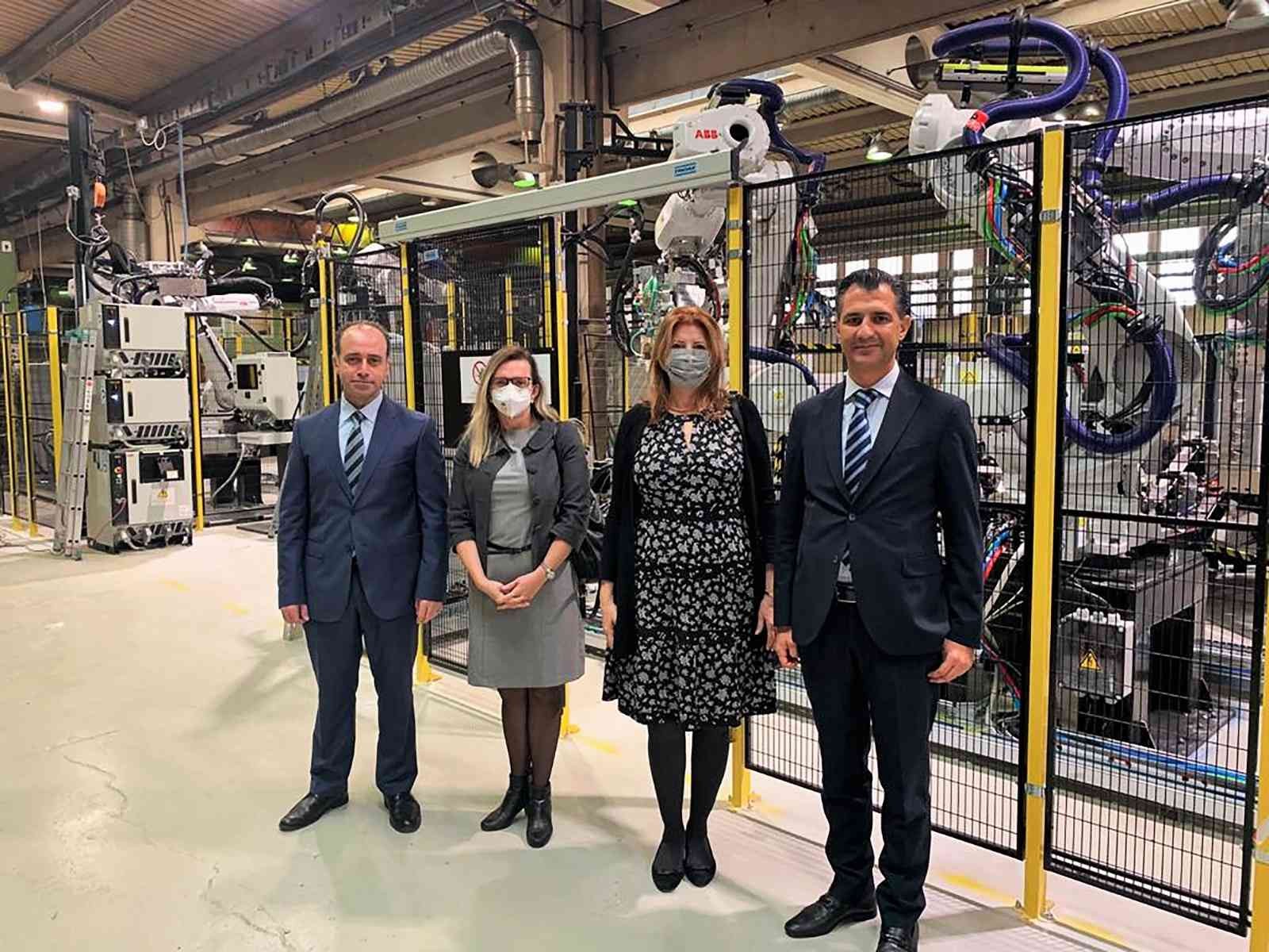 Büyükelçi Taşhan, Ak Automotive’i ziyaret etti