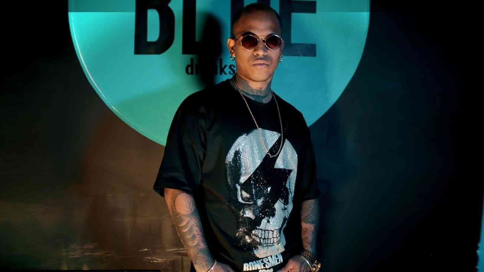 Bonesmen Amerikalı rapçileri giydiriyor