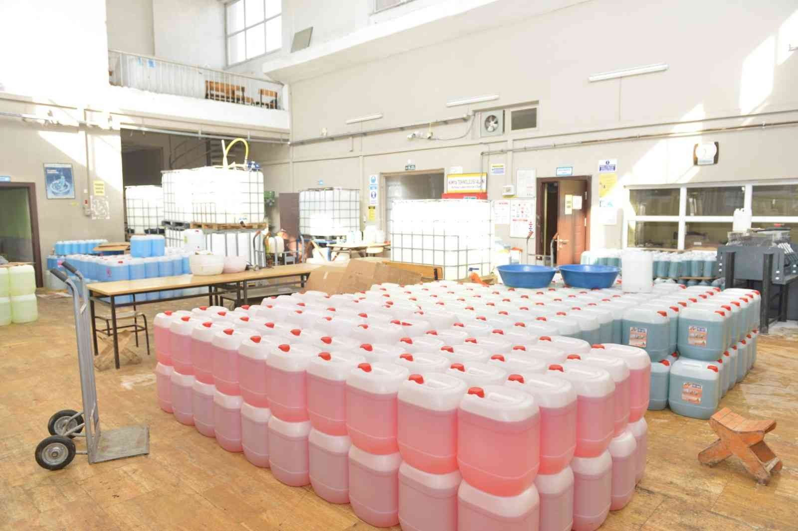 Fabrika gibi çalışan okul 1,5 yılda 2 milyon 987 bin liralık ciroya ulaştı