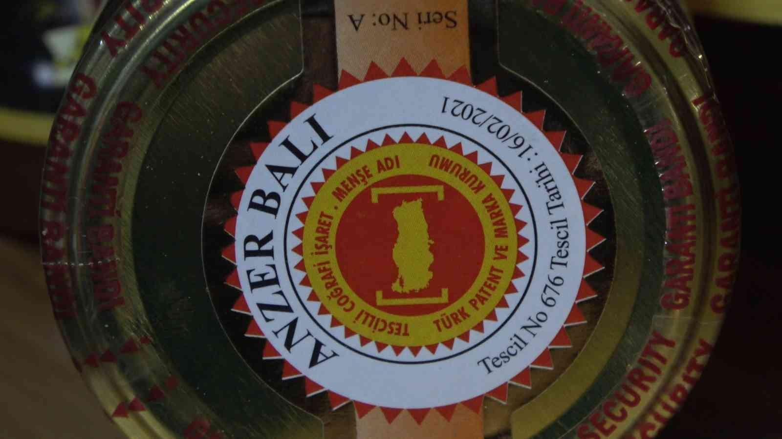 Rize’nin dünyaca ünlü Anzer Balı bu yıl ilk kez coğrafi işaret bandrolü ile satışa çıktı