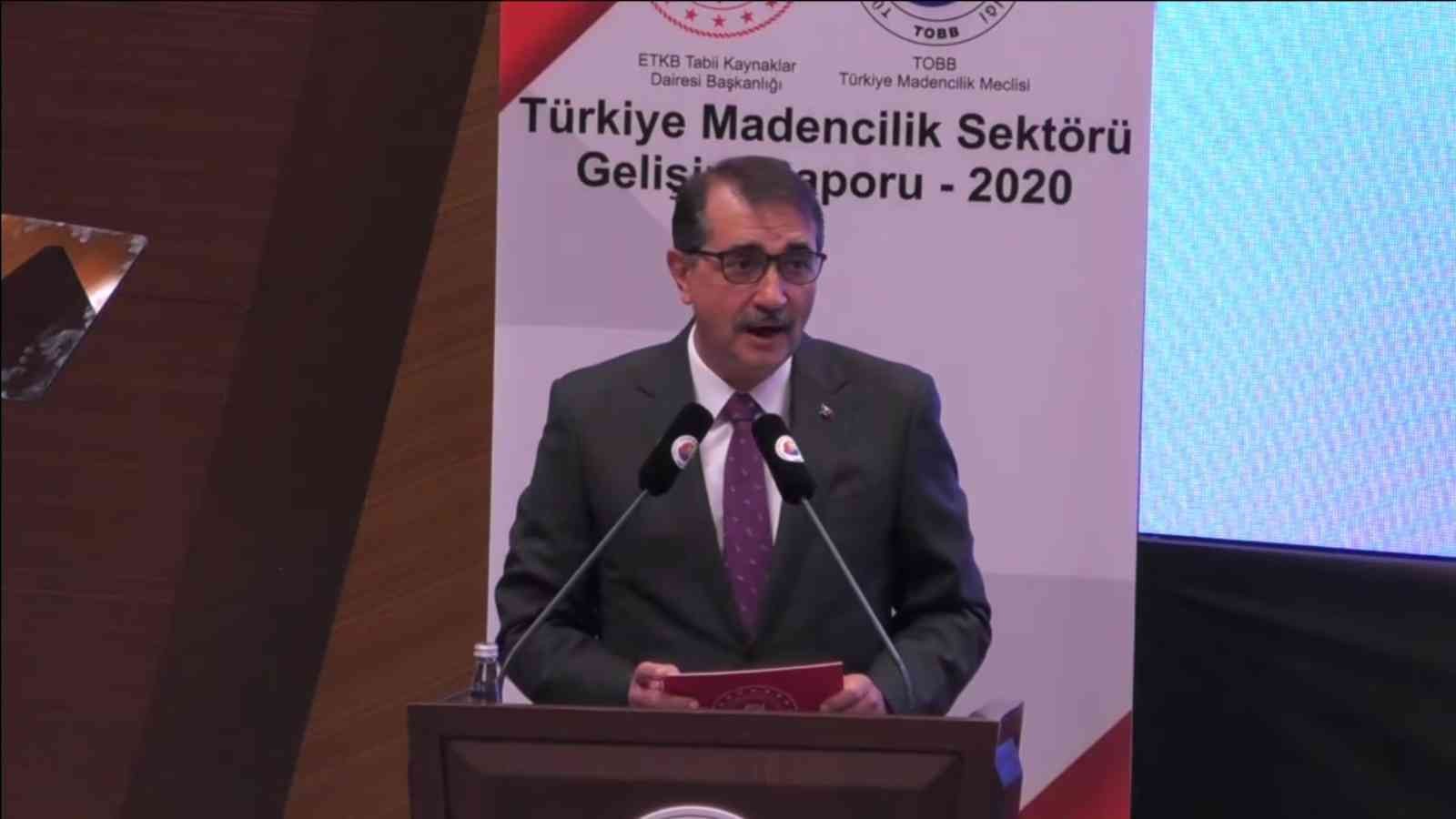 Bakan Dönmez: “Artık kalıpları kıran, kalıplara sığmayan, kendisine dayatılanı kabul etmeyen bir Türkiye var”