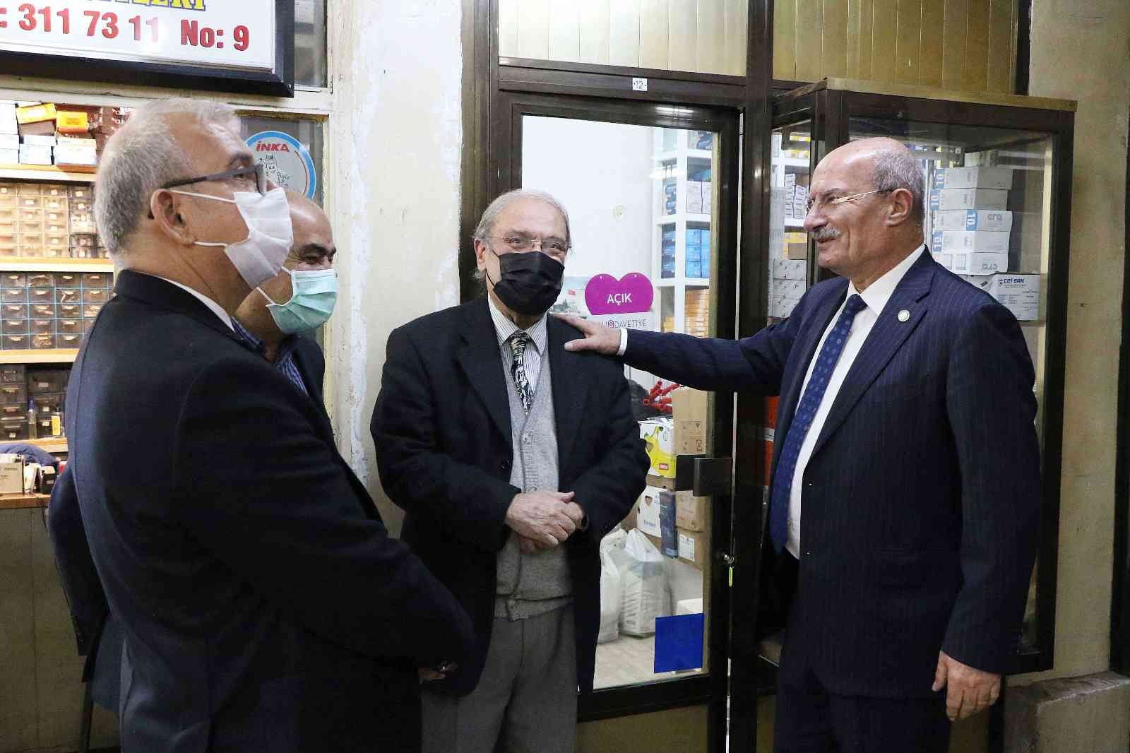 ATO Başkanı Baran, Posta Caddesi’ndeki işletmeleri ziyaret etti