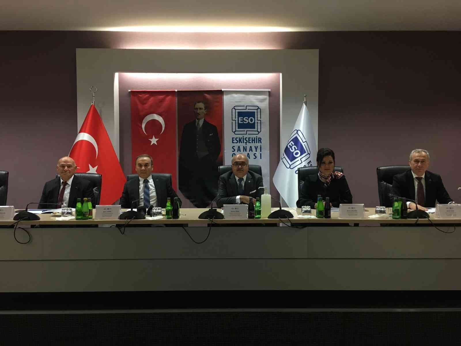 "Son 10 yılda maden ruhsat sayıları çarpıcı şekilde düşmüştür"