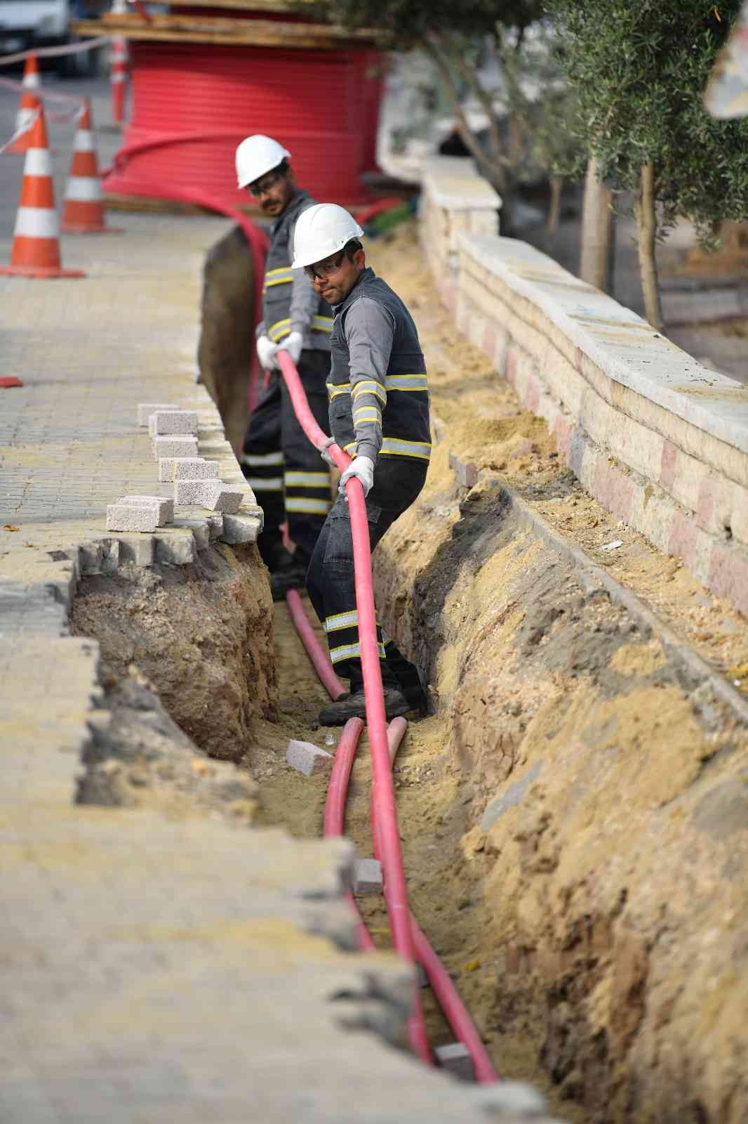 Toroslar EDAŞ’tan, Arsuz’a 25 milyon liralık yatırım