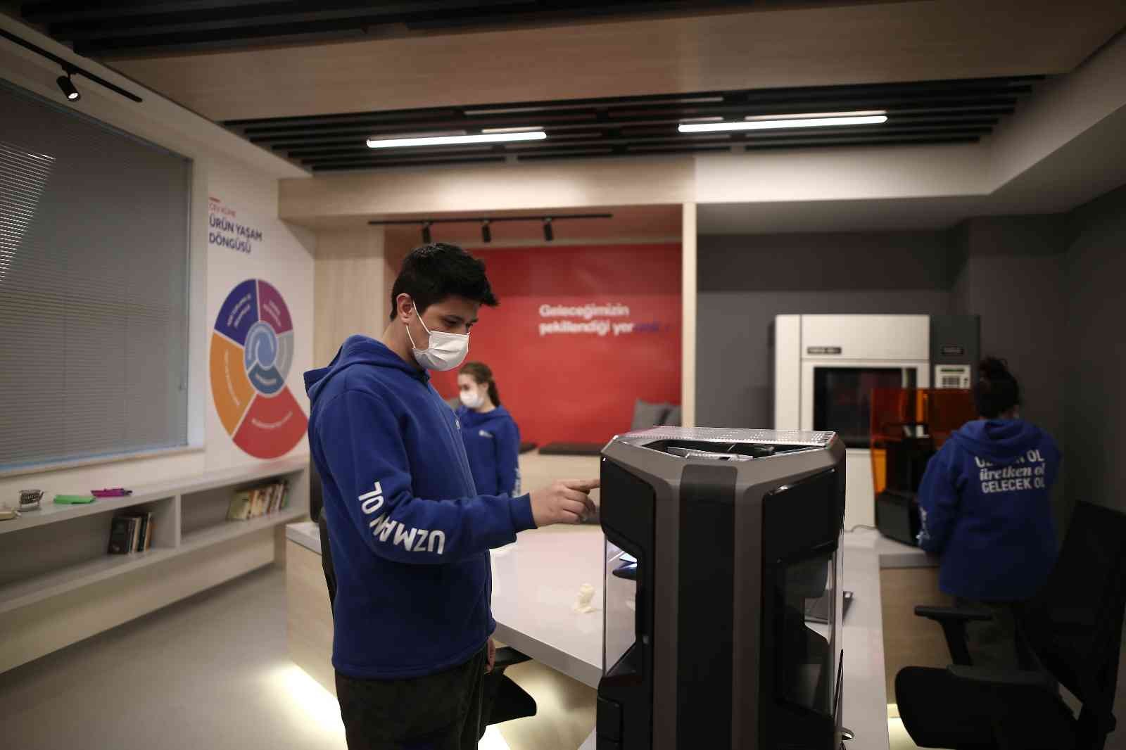 CEV, kursiyerlerinin hepsini istihdama kazandırıyor