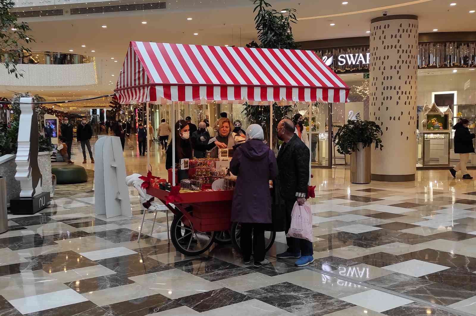 Kadın girişimciler Alışveriş Şenliği’nde tüketiciyle buluştu