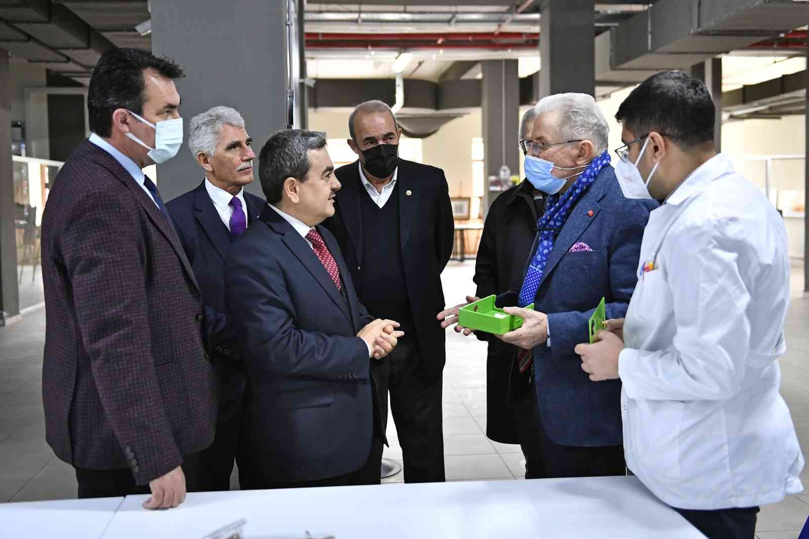 Gülener: “Hiçbir iş doğru yapıldığı sürece sahibine ihanet etmez”