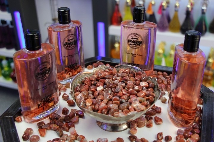 Mardin’de üretilen akik taşı kolonyasına Türkiye genelinde rağbet