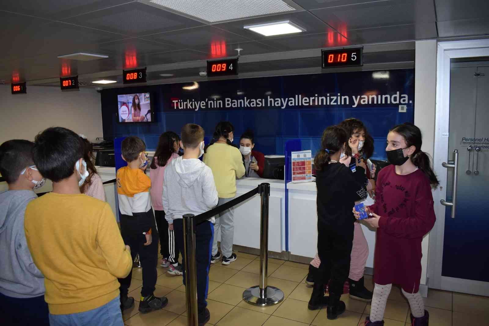 KidZania İstanbul ile İş Bankası’ndan iş birliği