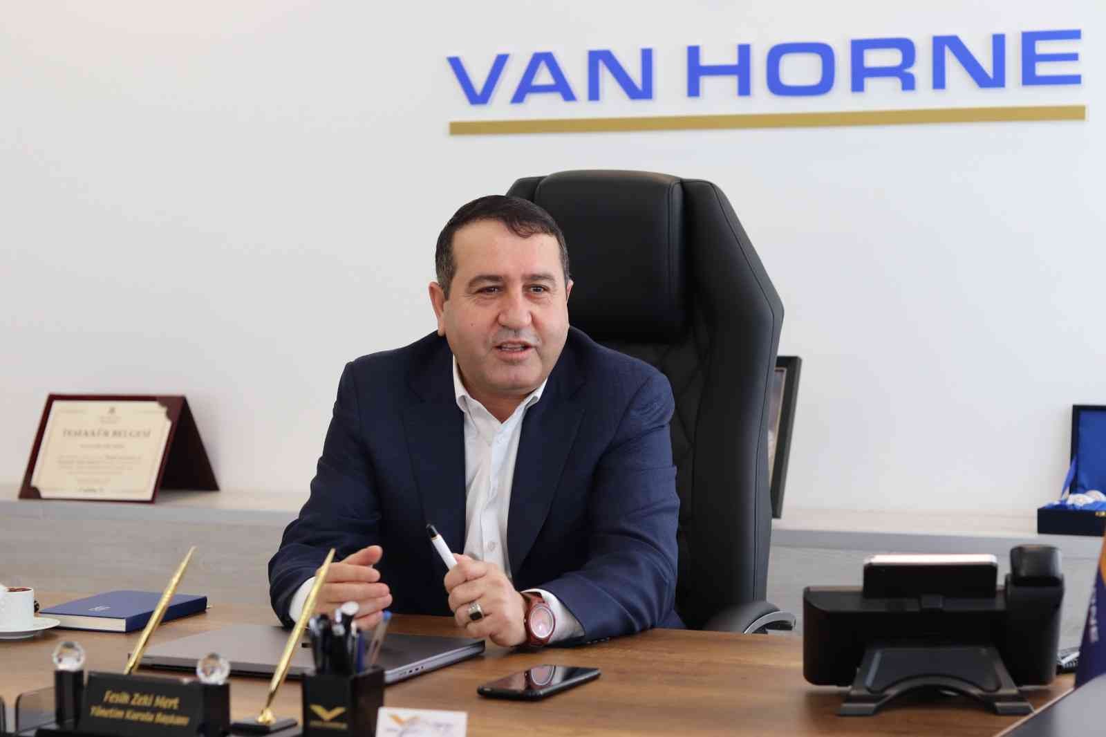 İnşaat işçiliğinden patronluğa yükseldi, şirketi Kanada’da en başarılı 50 şirket arasına girdi