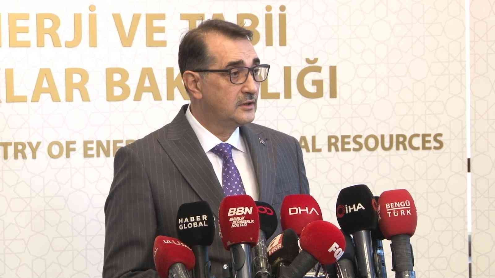 Bakan Dönmez: “(Kılıçdaroğlu’nun fatura açıklaması) Ahlaki ve insani değerden nasibini almayan siyasi bir tarz”