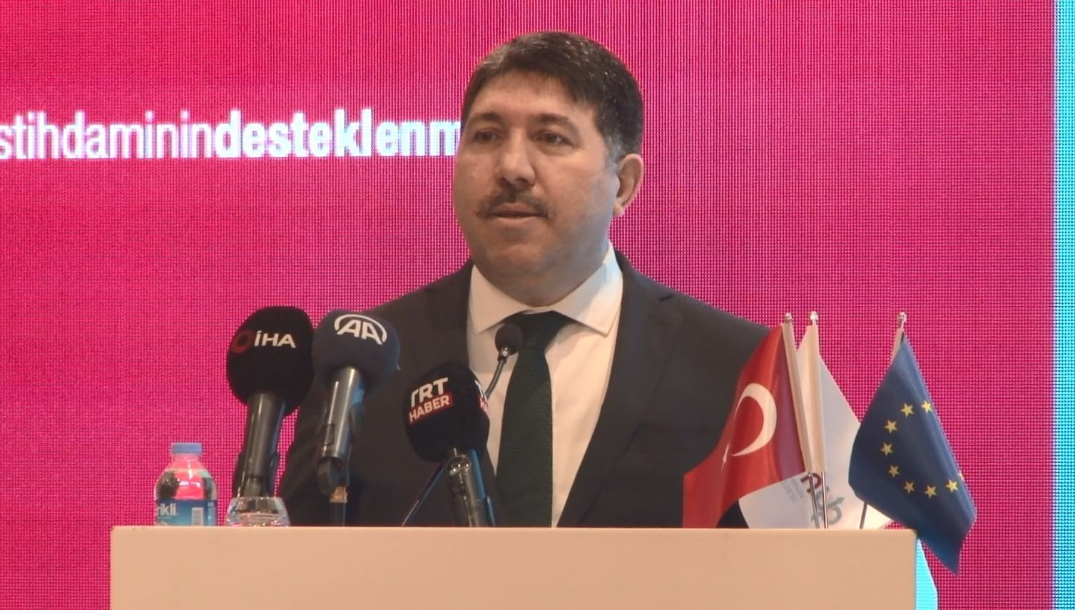 ‘Kayıtlı Kadın İstihdamının Desteklenmesi Projesi’nin tanıtım toplantısı Ankara’da gerçekleştirildi