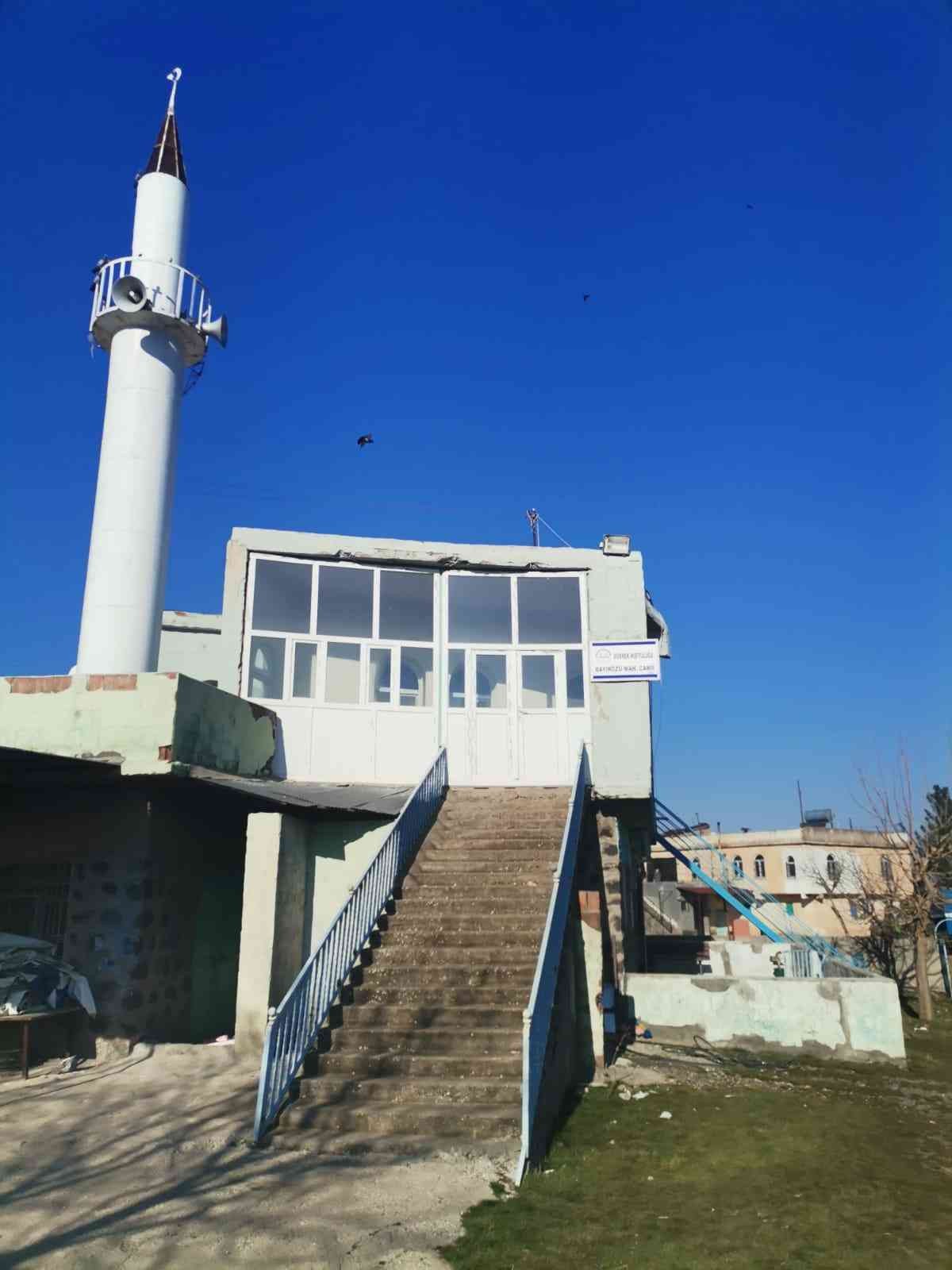 Camiye elektrik borcu nedeniyle icra geldi