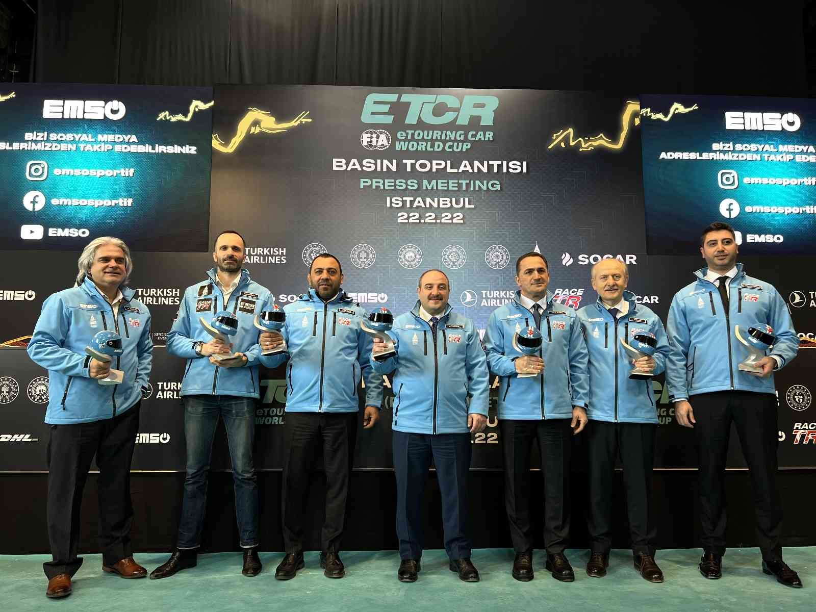 Bakan Varank: "Türkiye elektrikli araçlarda Avrupa’nın üretim üssü olma hedefine hızla ilerleyecek"