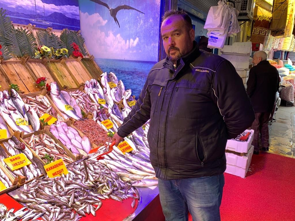 Savaş balık tezgâhlarına da olumsuz yansıdı