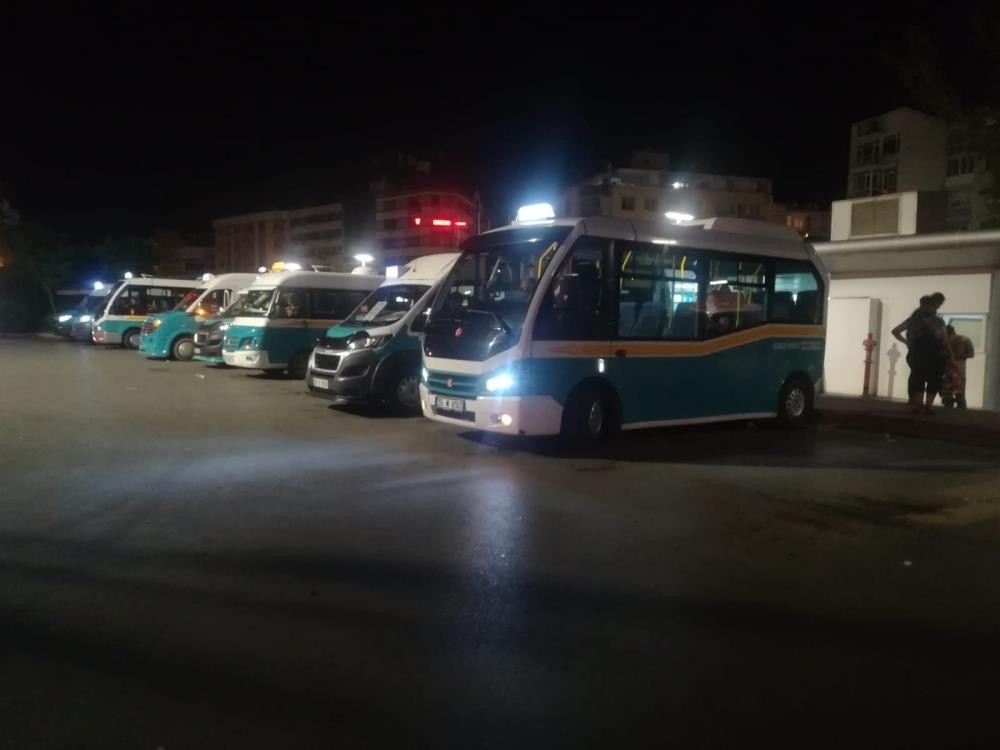 İzmir’de minibüs ücretlerine yüzde 50 zam