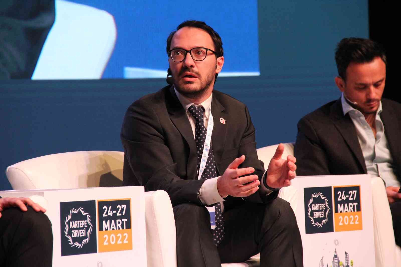 Metaverse’te alınan arsalar tek başına para etmiyor