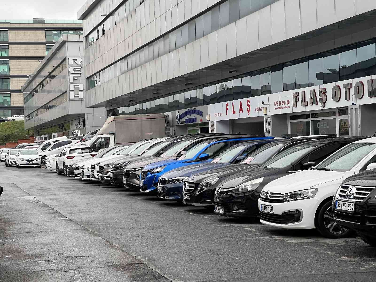 Durgun geçen ikinci el araç piyasasında hareketlilik bekleniyor