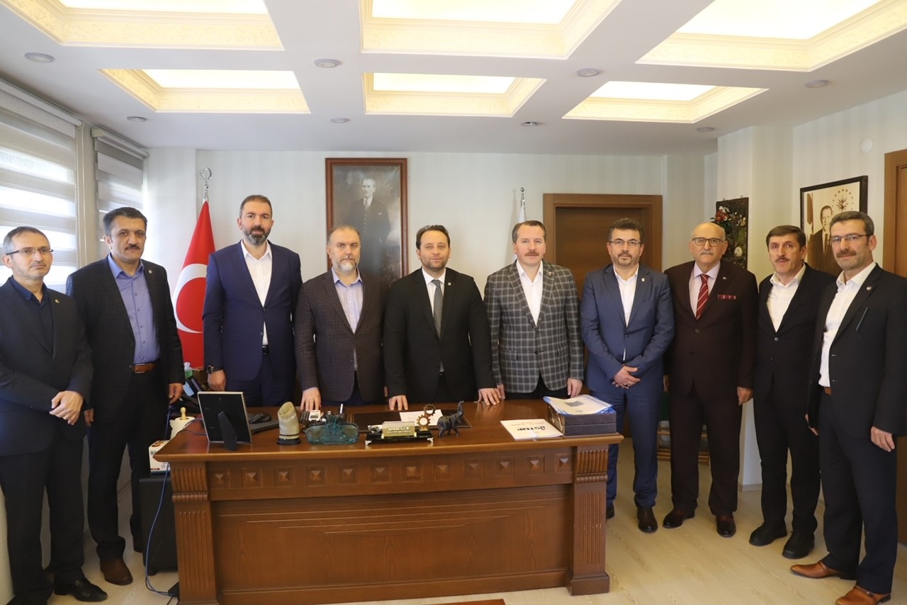 Memur-Sen ve Eğitim-Bir-Sen Genel Başkanı Ali Yalçın: "Enflasyon oranı verilecek zammı aştığında eşel mobil devreye girmelidir"